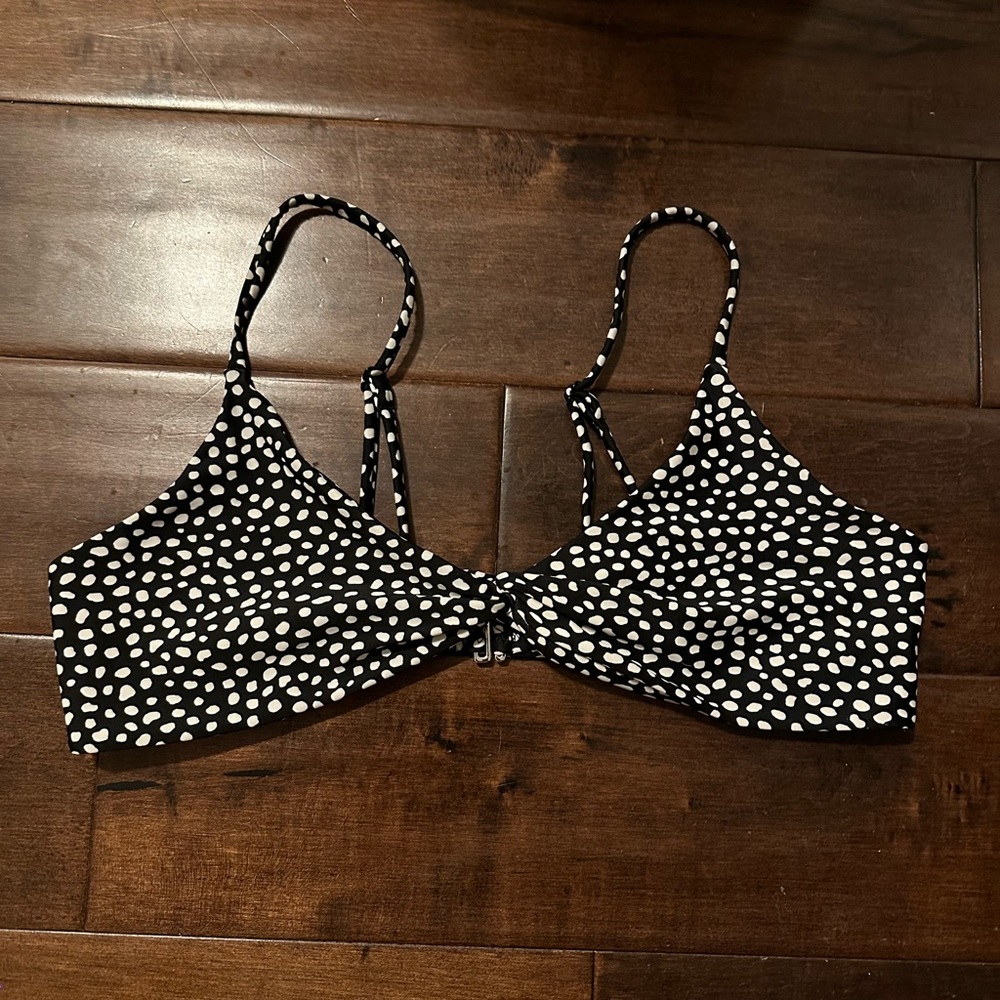 Blackbough Tona bikini top